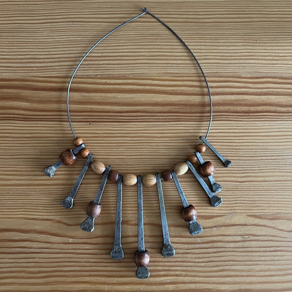 Authentic 1960’s Wood Bead and Hammered Metal Necklace - Picture 2 of 6